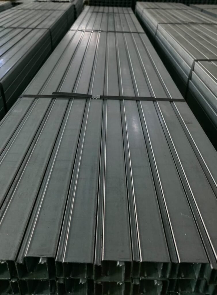 WhatsApp Image 2025-12-17 at 11.44.47 AMfjaofoa´sokao